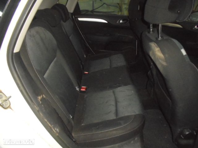 Carro MOT:  9HP CXVEL: 20DP72 CITROEN C4 2 2013 1.6HDI 92CV 5P BRANCO DIESEL - 7
