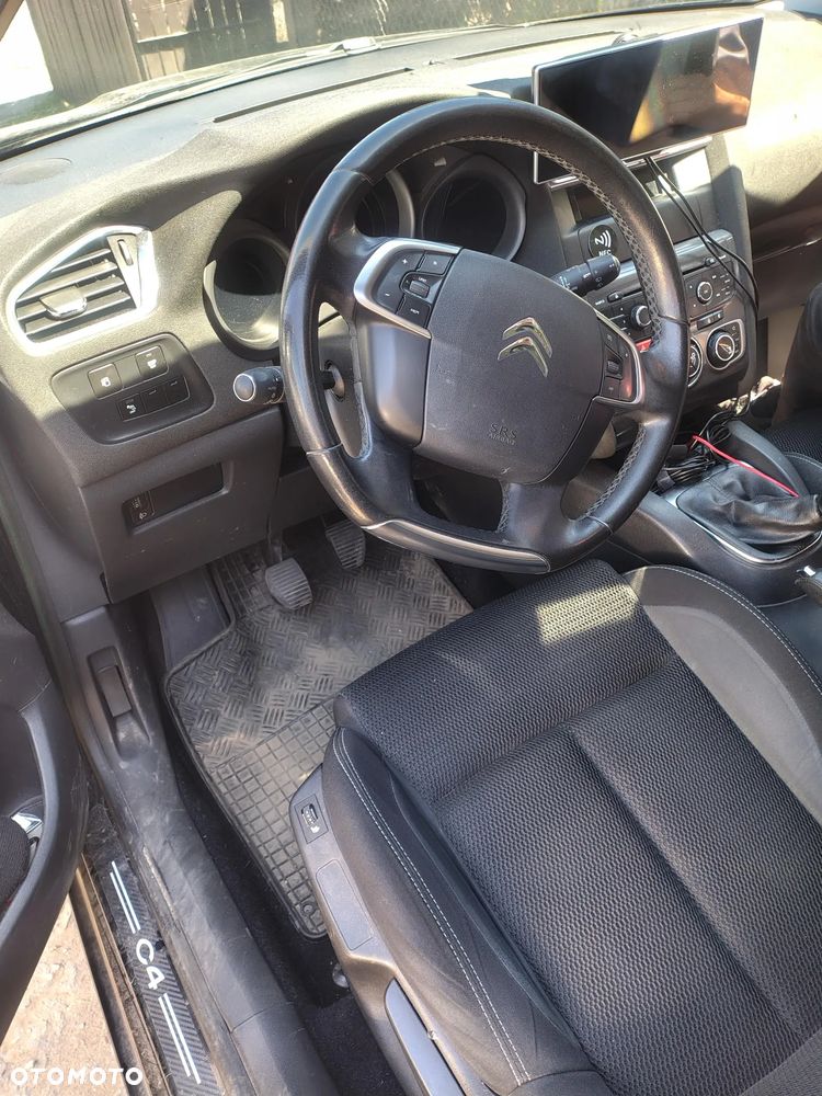 Citroën C4 1.6 VTi Seduction - 8