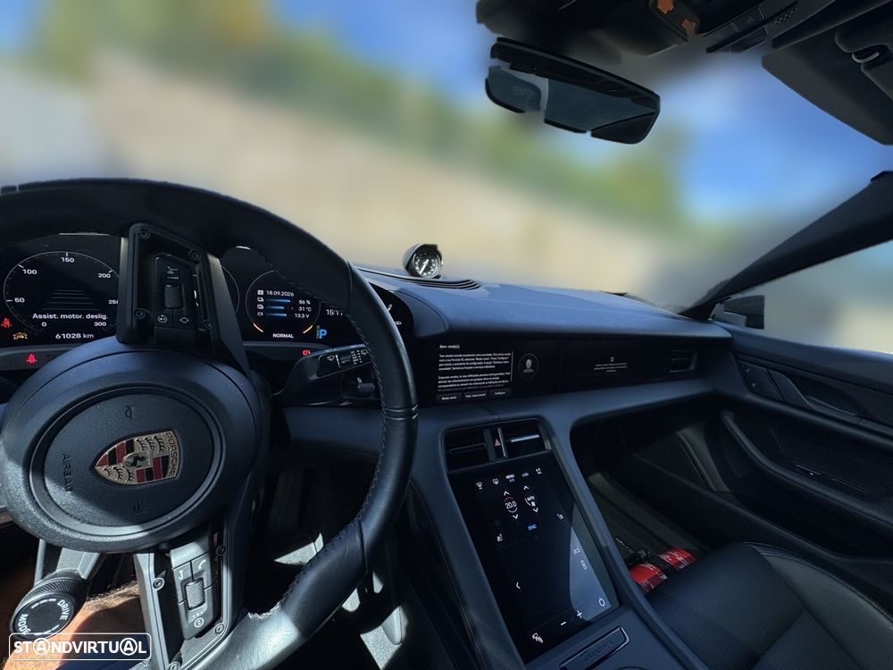 Porsche Taycan Sport Turismo Standard - 10