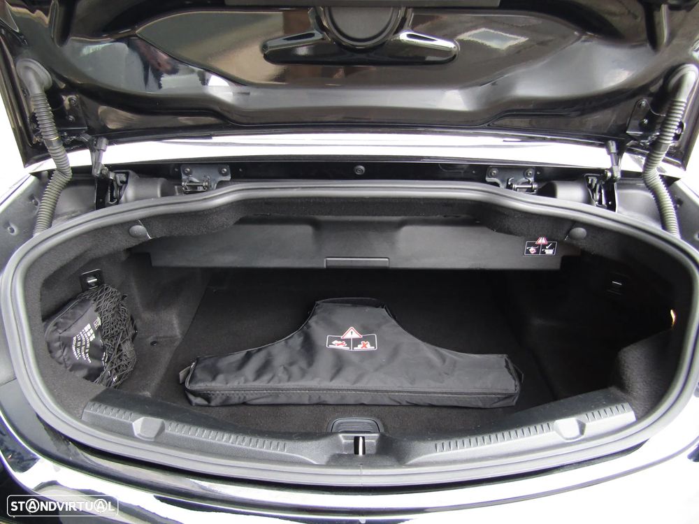 Mercedes-Benz E 200 AMG Line - 27