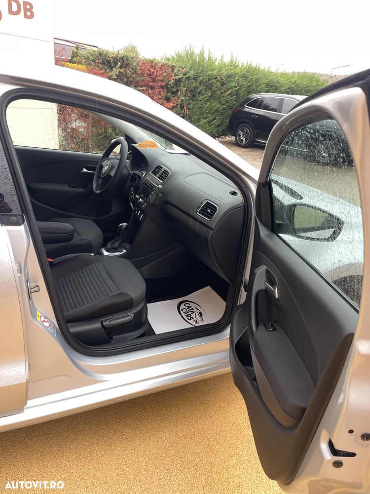 Volkswagen Polo 1.6 TDI DSG Comfortline - 20