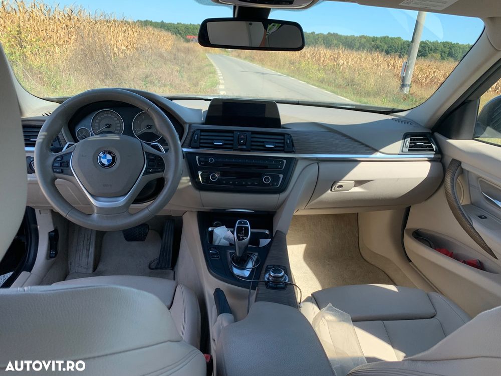 BMW Seria 3 320d Efficient Dynamic Edition Sport-Aut. Modern Line - 2