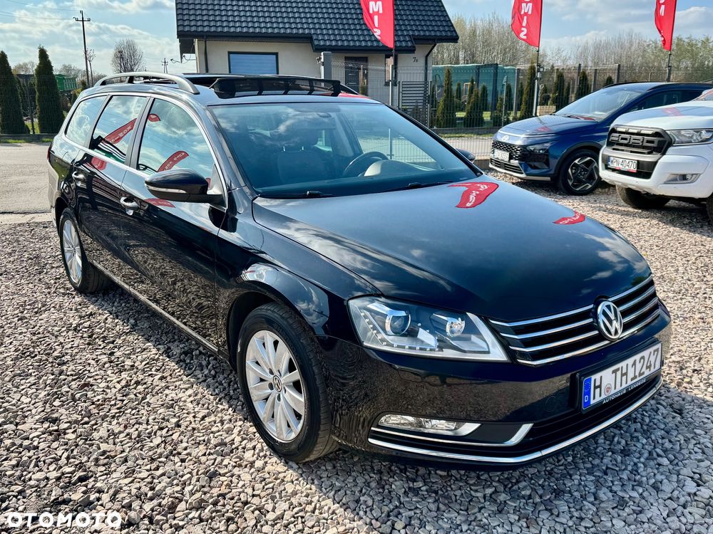 Volkswagen Passat - 1