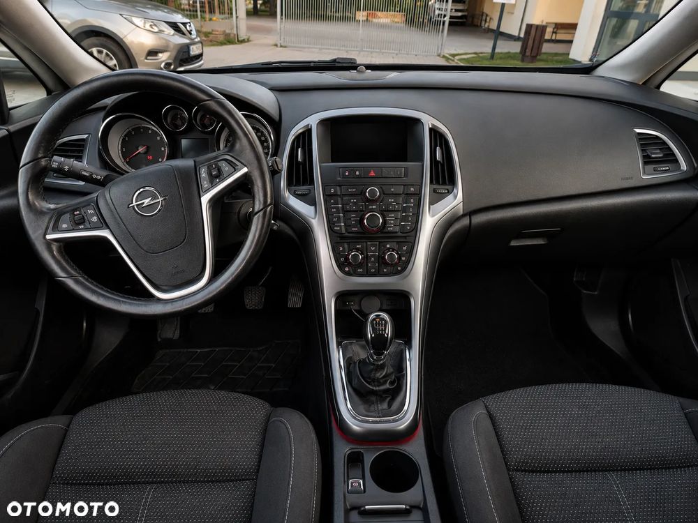 Opel Astra - 8