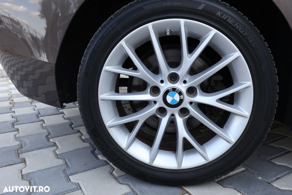 BMW Seria 1 120d - 14