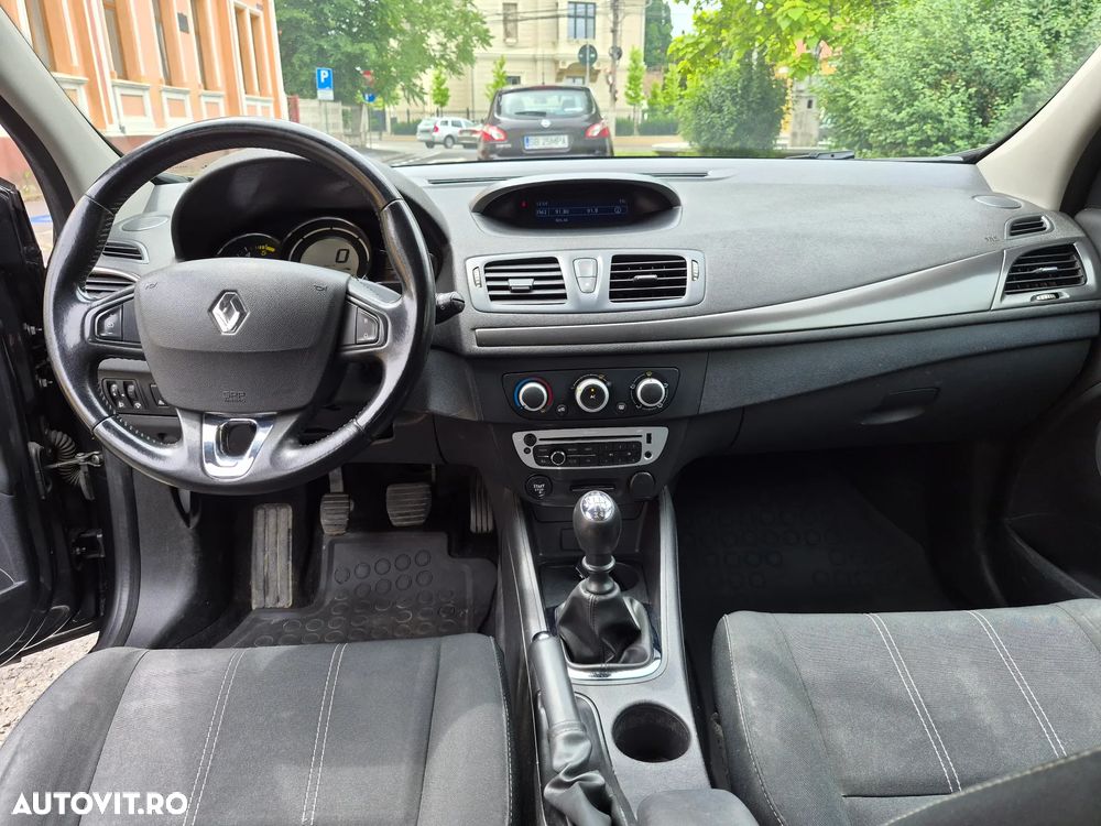 Renault Megane ENERGY dCi 110 Start & Stop LIMITED - 5