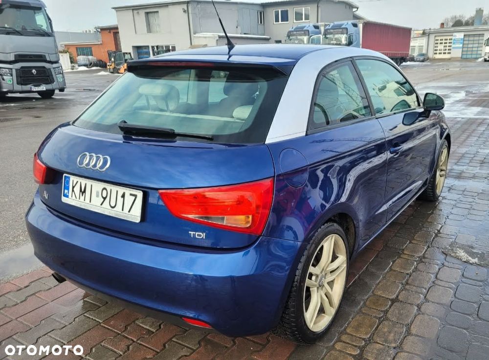 Audi A1 3-drzwiowe 1.6 TDI admired - 10