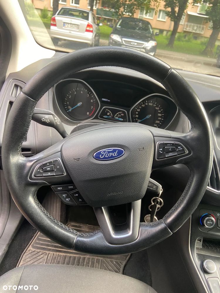 Ford Focus 1.5 EcoBoost Trend ASS - 8