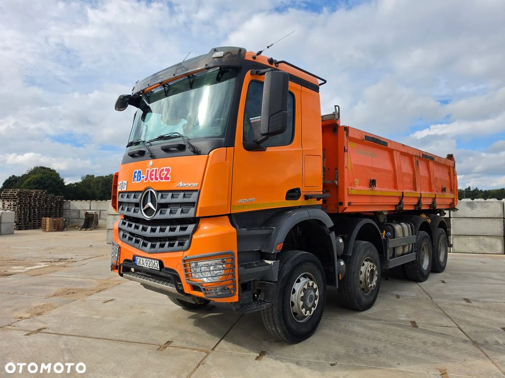 Mercedes-Benz Arocs