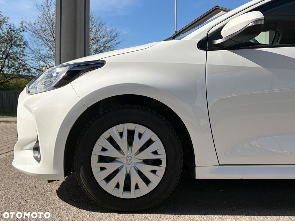 Toyota Yaris 1.5 Comfort CVT - 12