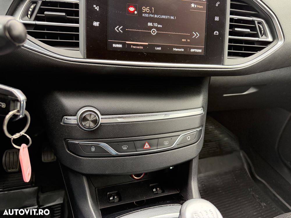 Peugeot 308 - 10