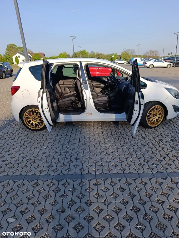 Opel Meriva - 9