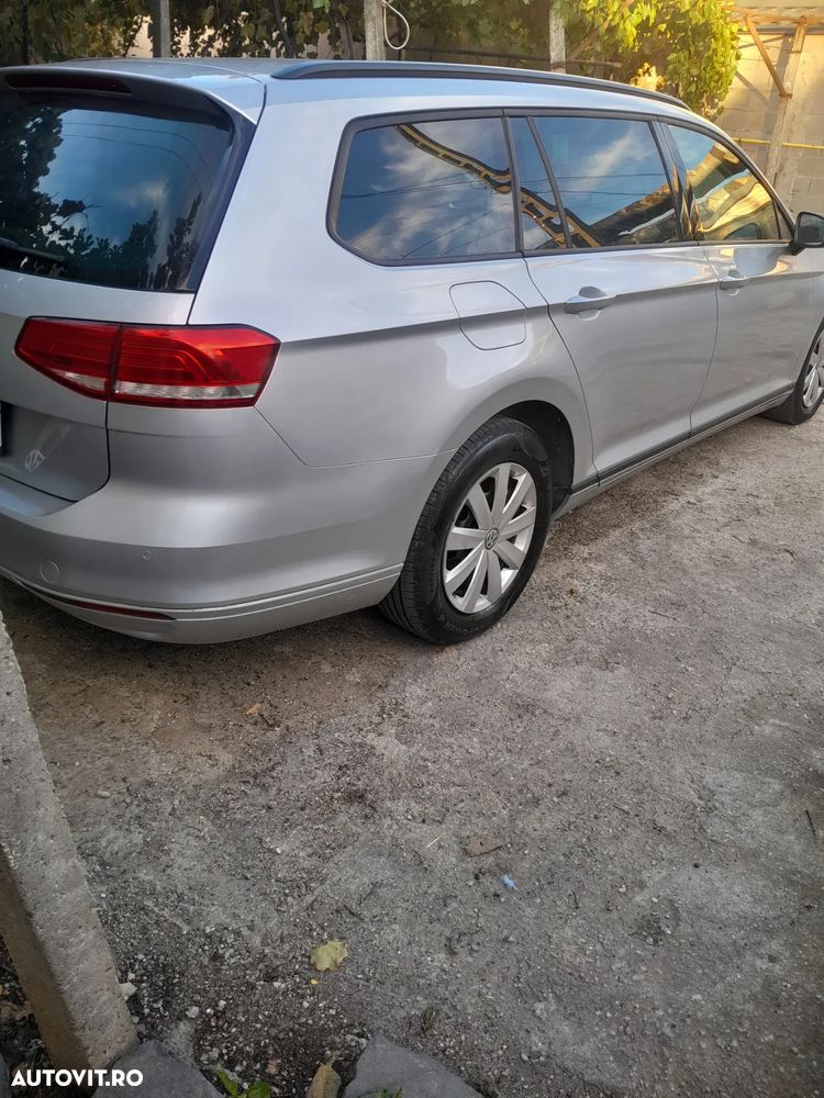 Volkswagen Passat - 2