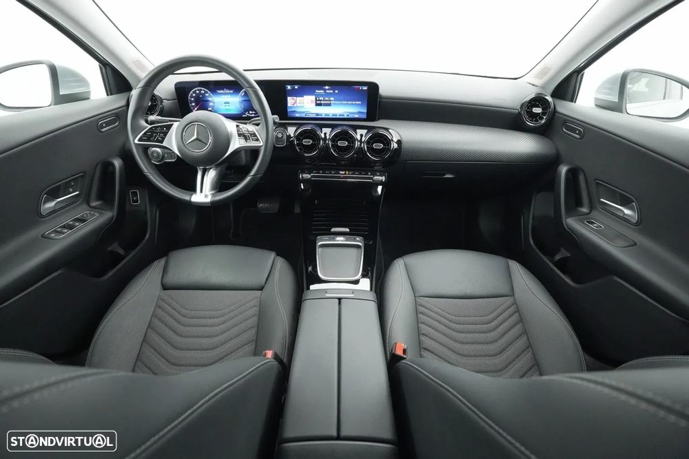 Mercedes-Benz A 250 Limousine e - 11
