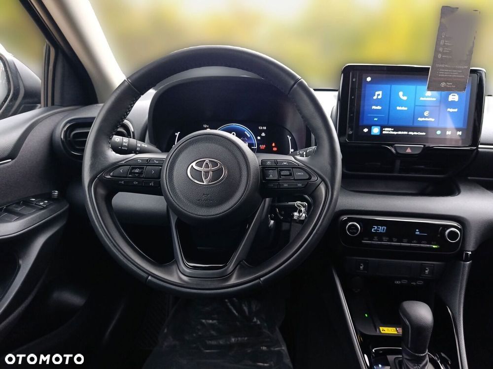 Toyota Yaris Hybrid 1.5 Style - 26