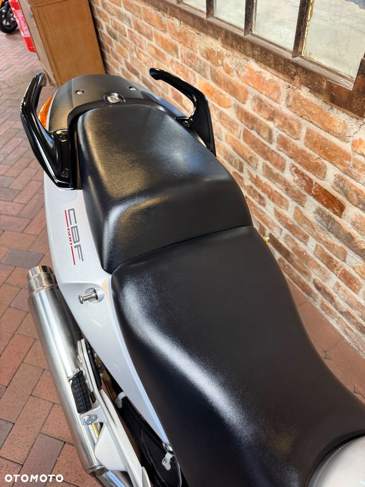 Honda CBF - 16