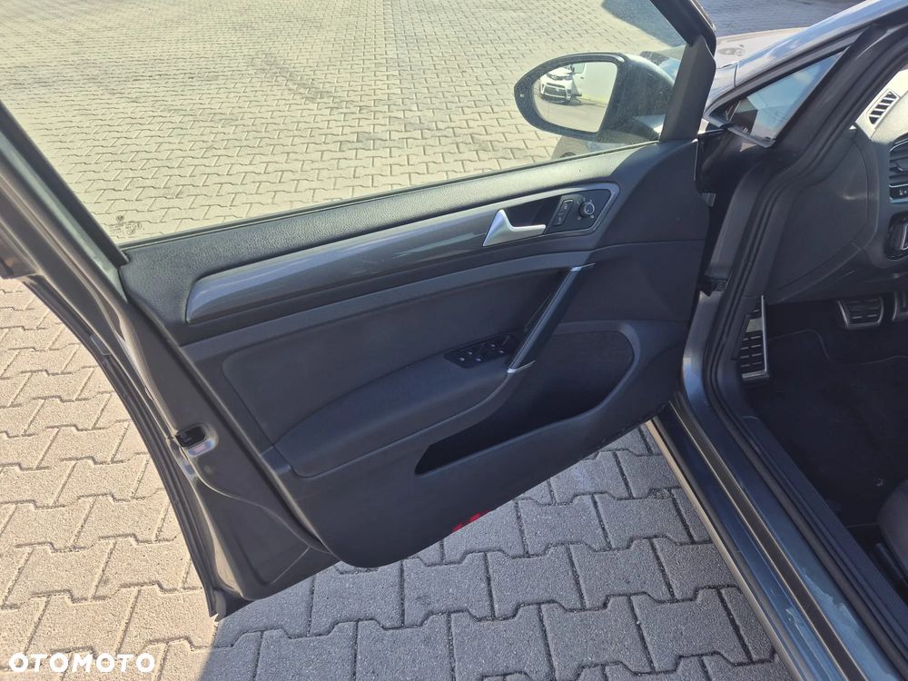 Volkswagen Golf 1.6 TDI SCR DSG Comfortline - 14