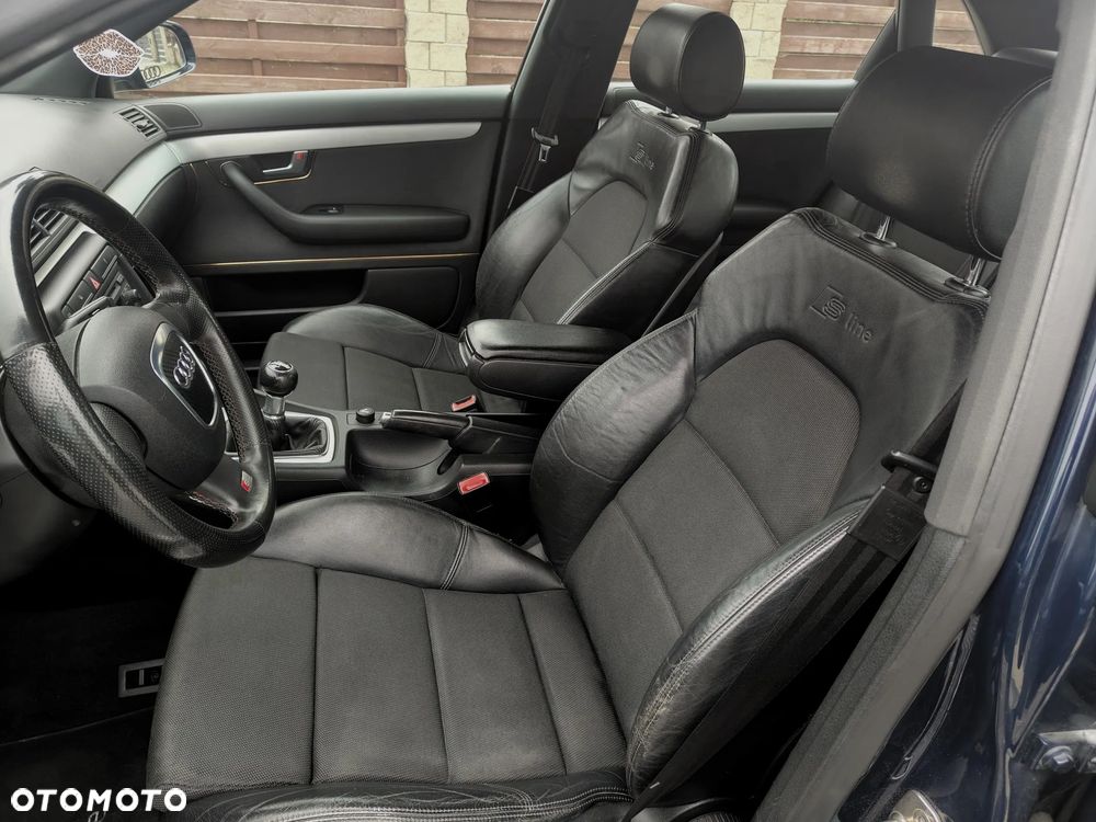 Audi A4 Limousine 2.0 TDI DPF - 23