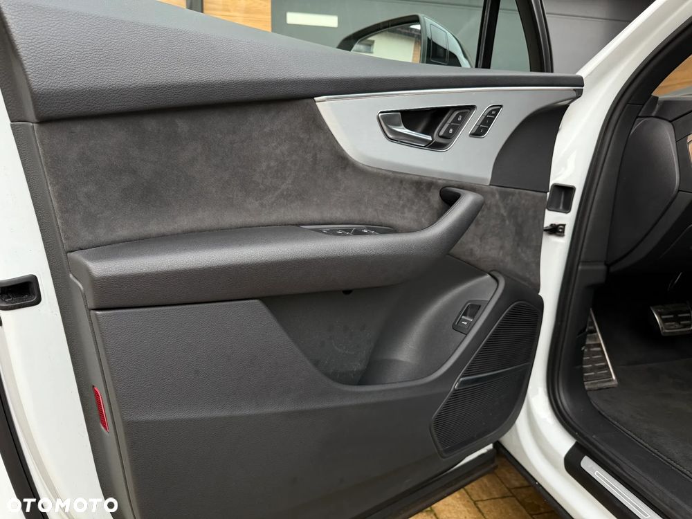 Audi Q7 50 TDI quattro tiptronic S line - 14