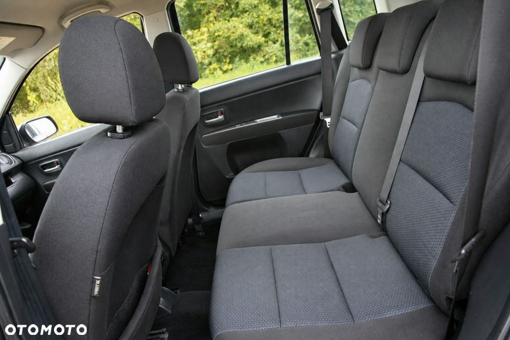 Mazda 2 - 18