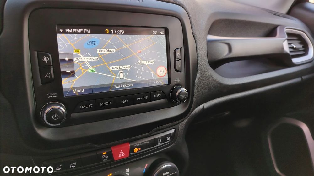 Jeep Renegade 1.4 MultiAir Limited - 23