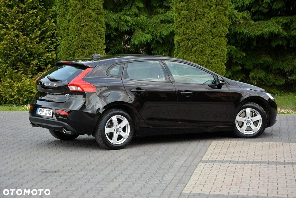 Volvo V40 D2 Drive-E Momentum - 14