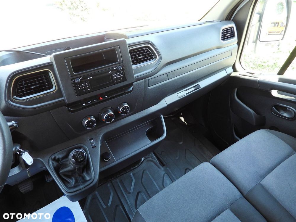 Renault MASTER PLANDEKA WINDA 9 PALET WEBASTO TEMPOMAT LEDY PNEUMATYKA KLIMATYZACJA  165KM - 32