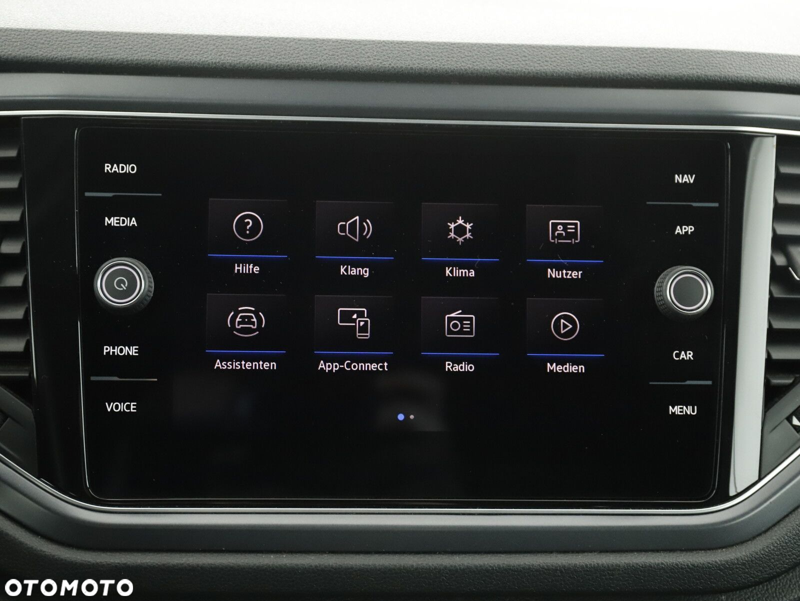 Volkswagen T-Roc - 25