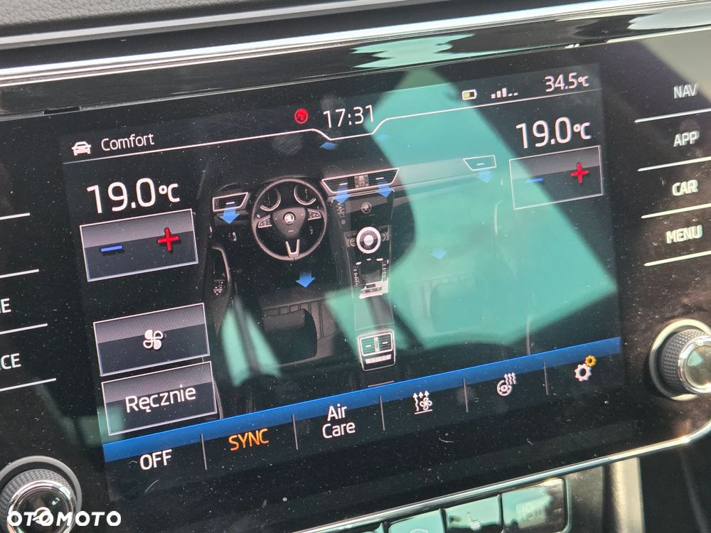 Skoda Superb 2.0 TSI 4x4 L&K DSG - 35