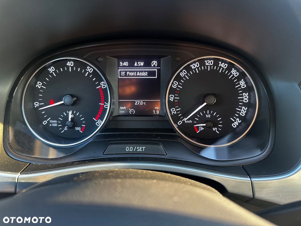 Skoda Fabia 1.2 TSI Active - 11