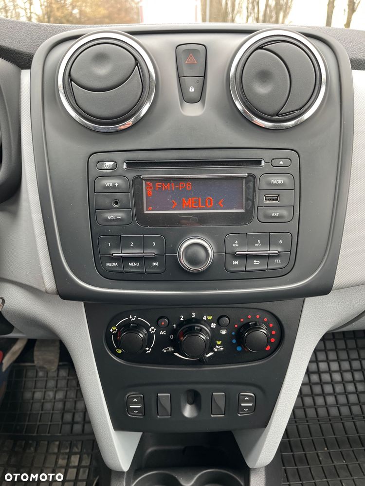 Dacia Sandero 1.2 16V - 10