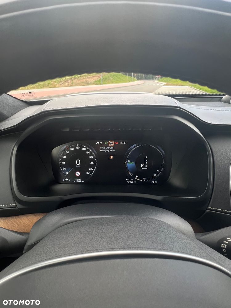 Volvo XC 90 T8 AWD Plug-In Hybrid Excellence - 21