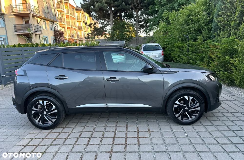 Peugeot 2008 1.2 PureTech GT Line S&S - 6