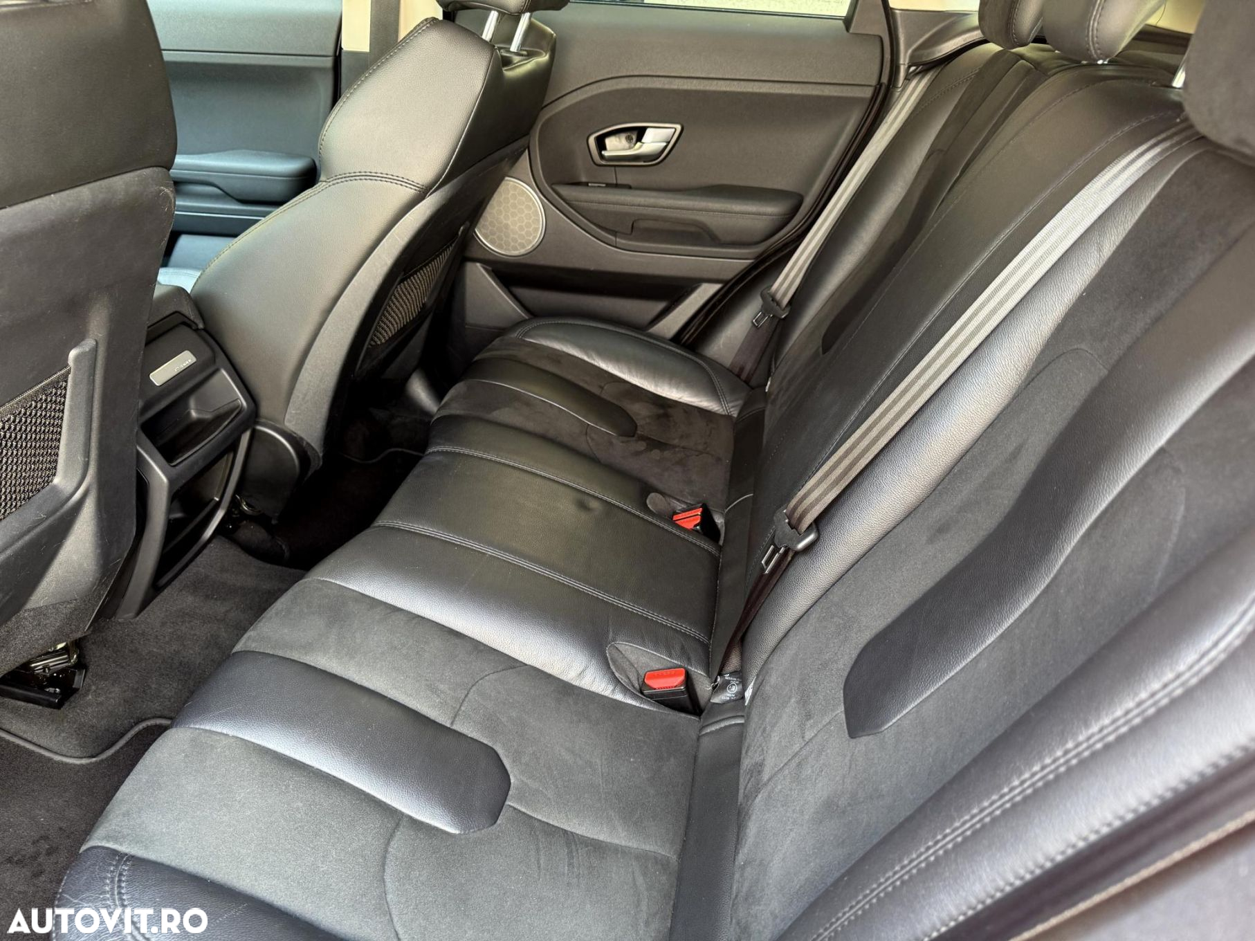 Land Rover Range Rover Evoque - 17