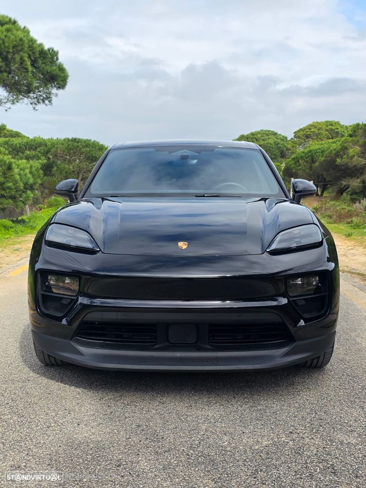 Porsche Macan Electric 4 - 3