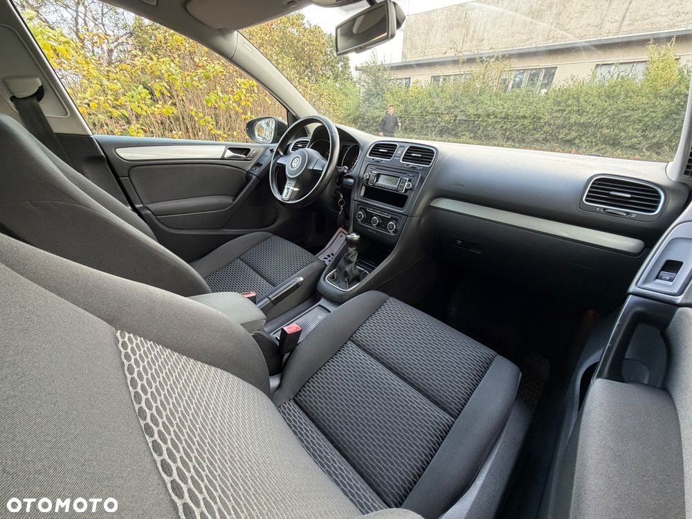 Volkswagen Golf 1.6 Edition - 24