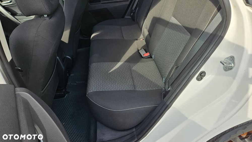 Toyota Auris 1.6 Premium - 7