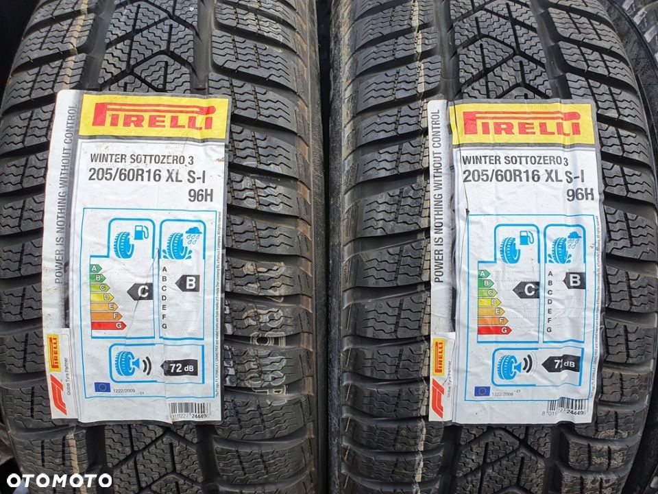 205/60R16 Pirelli Sottozero 3 Winter para zima - 1