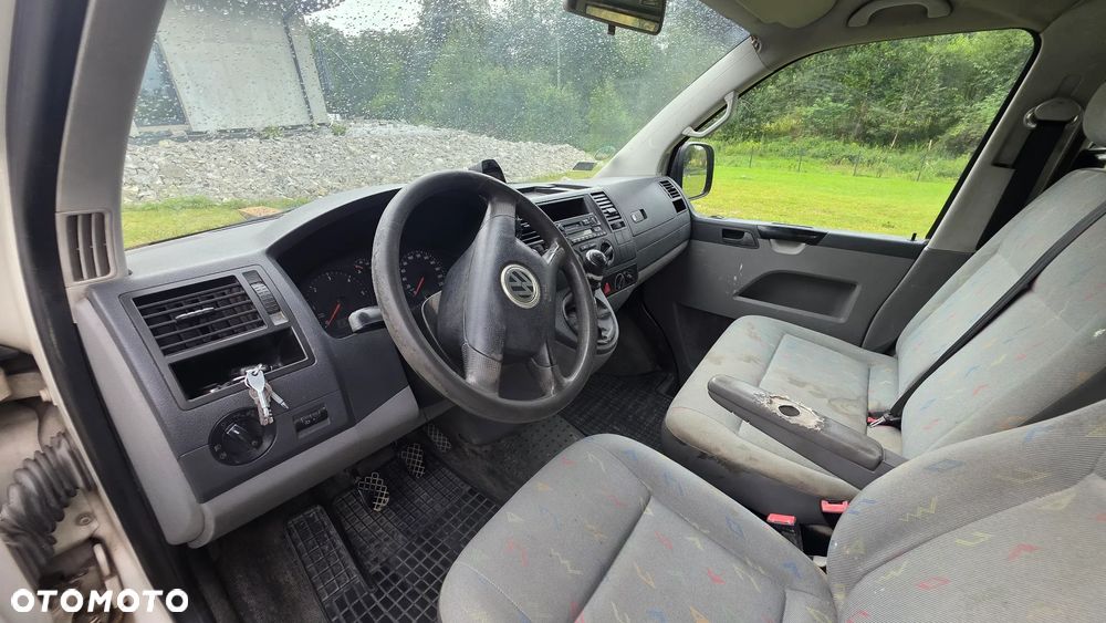Volkswagen Transporter - 5