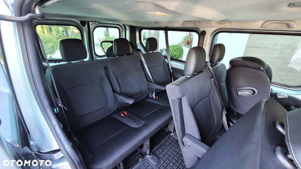 Opel Vivaro L2H1 2,9t Elegance Business - 10