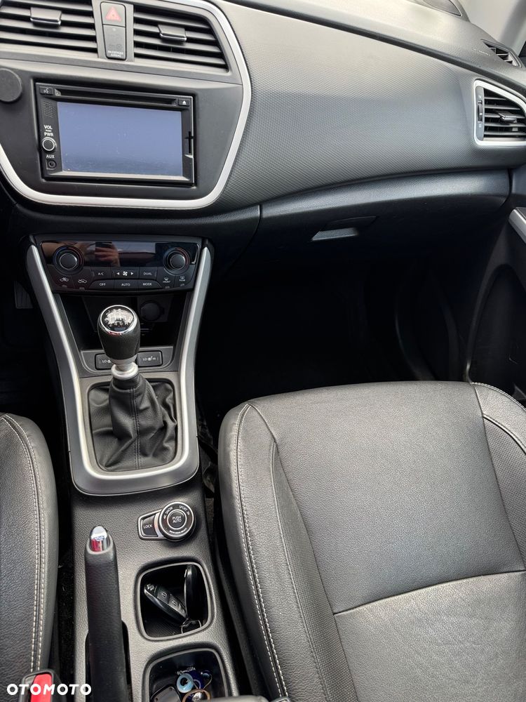 Suzuki SX4 S-Cross - 14
