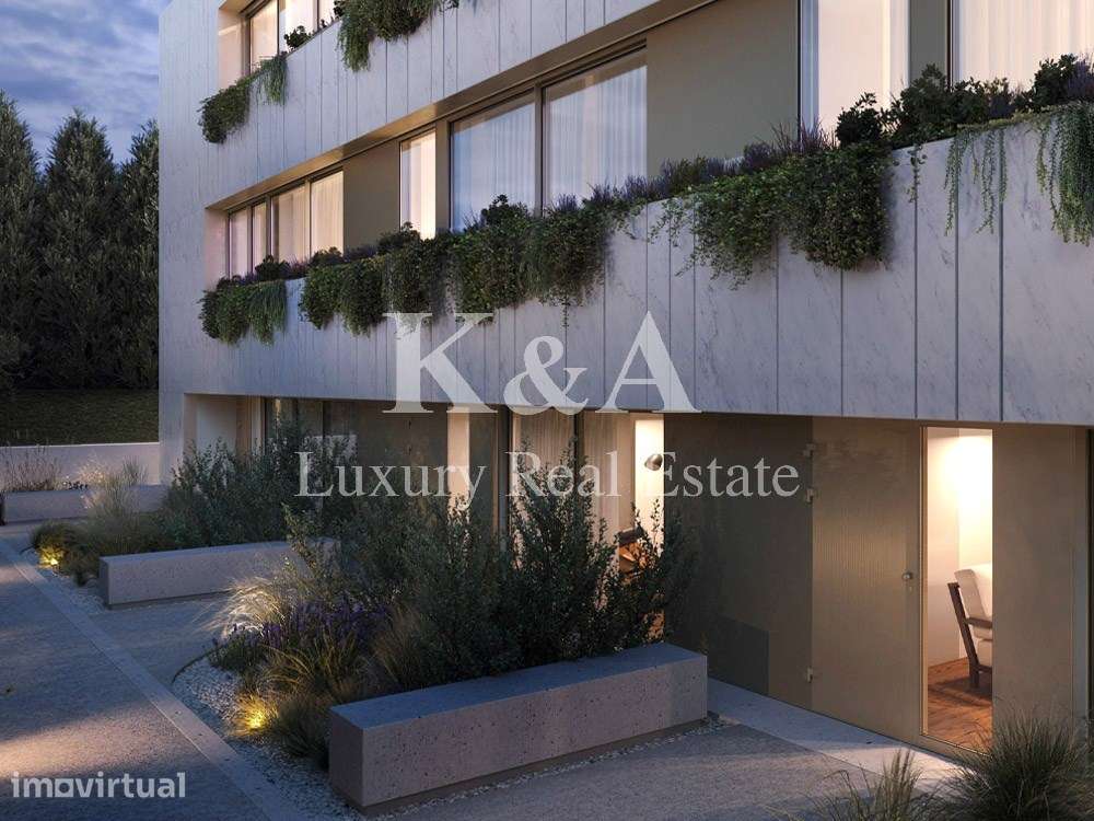 Penthouse T4 com piscina e rooftop - Grande imagem: 3/5