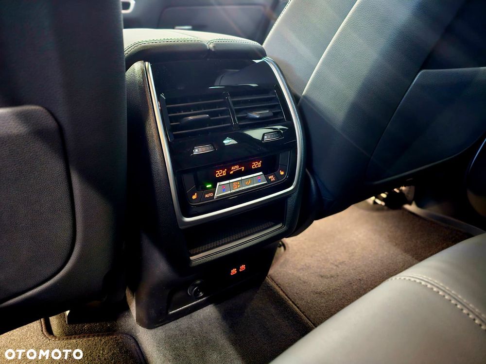 BMW X5 xDrive40i - 33