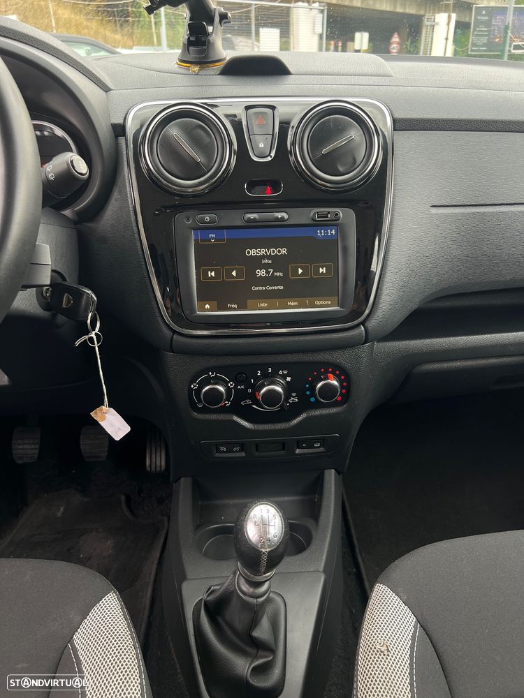 Dacia Lodgy 1.5 Blue dCi Stepway 7L - 17
