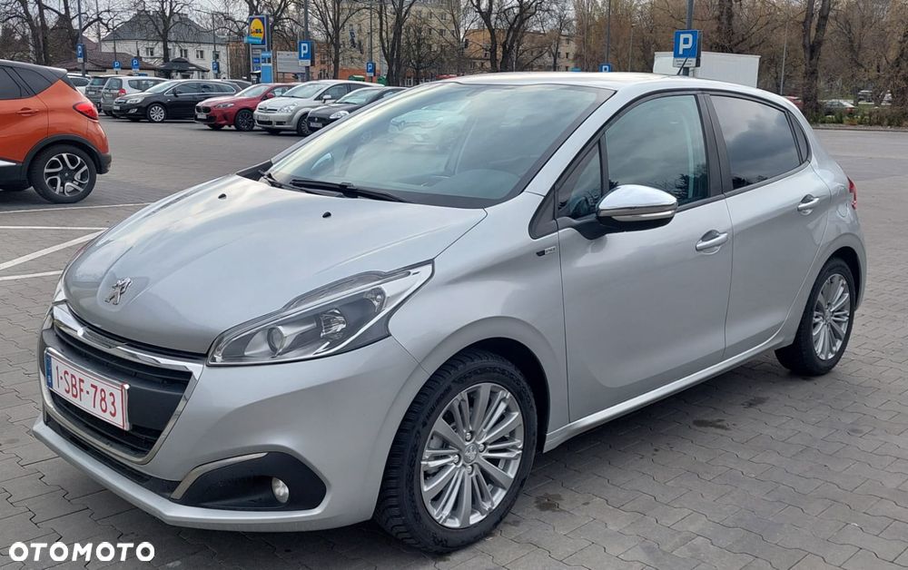 Peugeot 208 PureTech 82 Active - 13