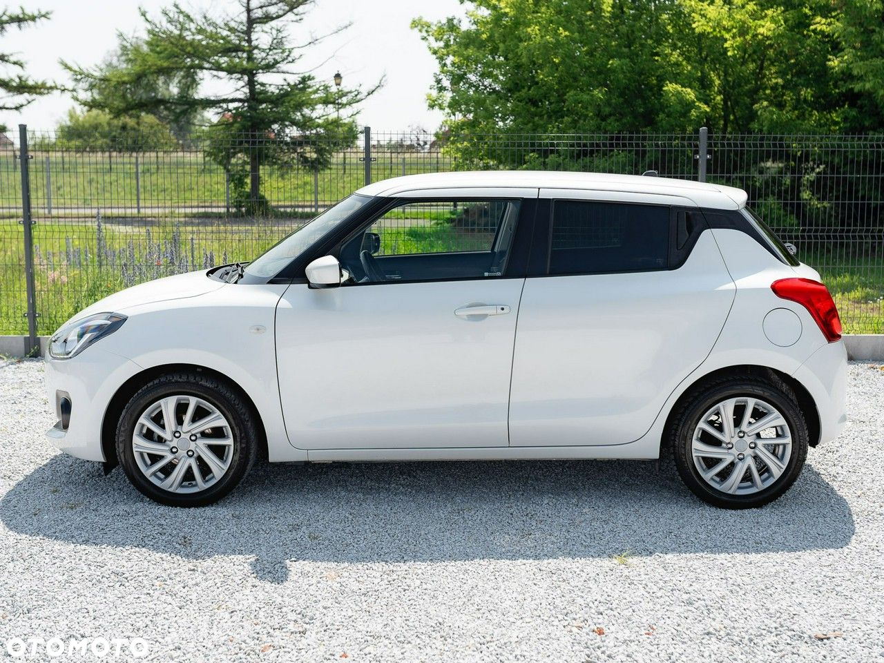 Suzuki Swift - 10
