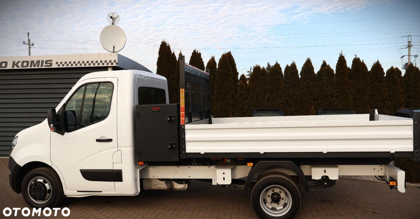 Nissan NV400 - 8