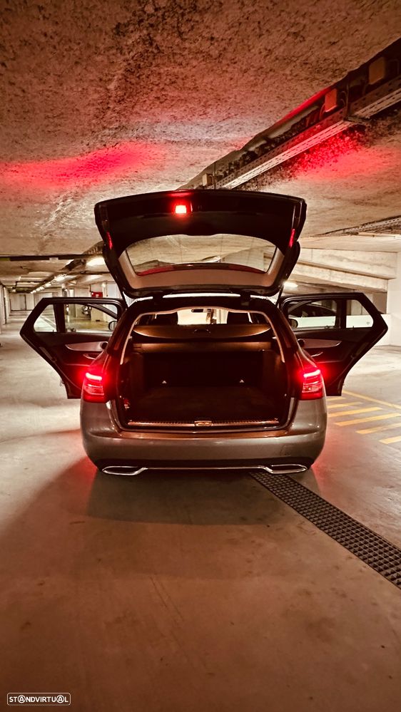 Mercedes-Benz C 300 BlueTEC Hybrid - 9