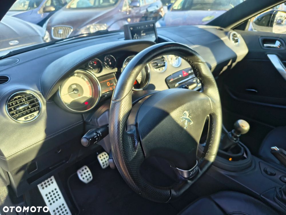 Peugeot RCZ 2.0 HDi FAP 160 GT-Line - 24