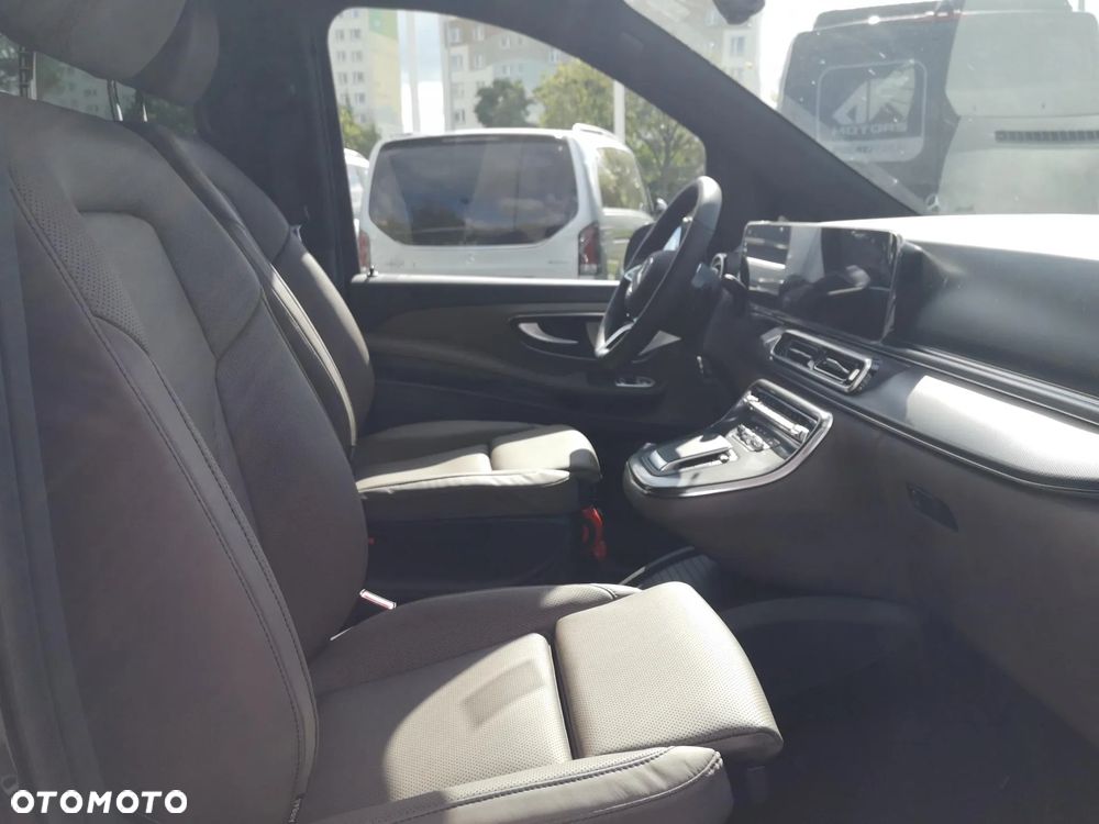Mercedes-Benz Klasa V 300 d 4-Matic 9G-Tronic Exclusive (d³ugi) - 9